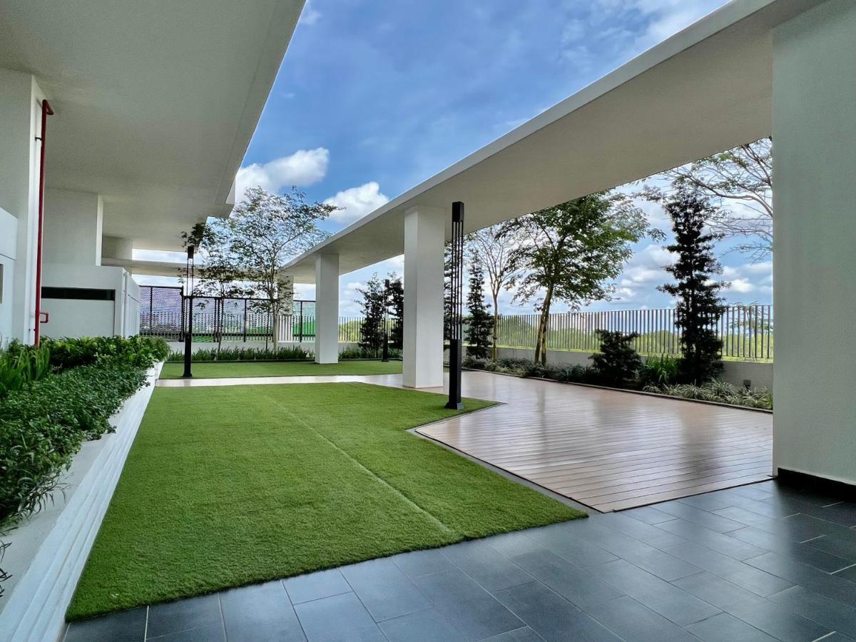 Royale Cottage Midvalley Netflix Pools 4 Pax Johor Bahru Eksteriør billede