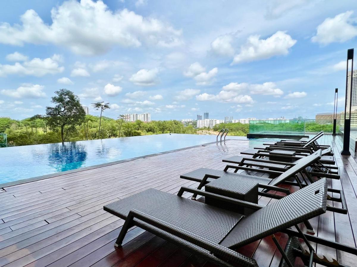 Royale Cottage Midvalley Netflix Pools 4 Pax Johor Bahru Eksteriør billede